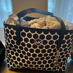 Michael Kors Tote